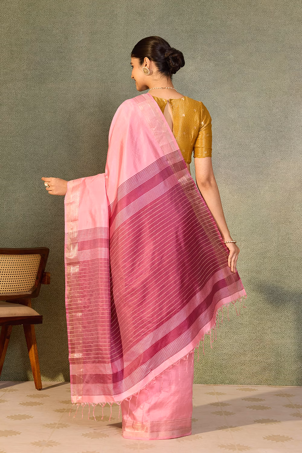 Pink Pure Silk Woven Bishnupur Saree