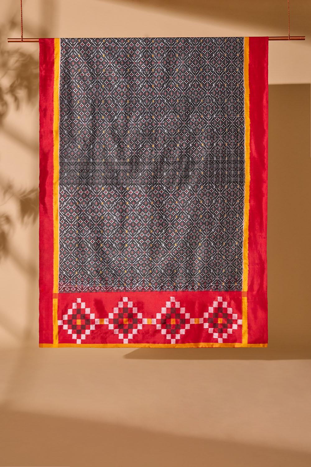 Black Pochampalli Pure Silk Ikat Saree